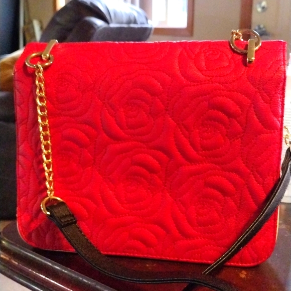 NWOT Betsey Johnson crossbody - Picture 3 of 5